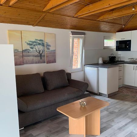 Beach Resident Balatonszárszó 外观 照片