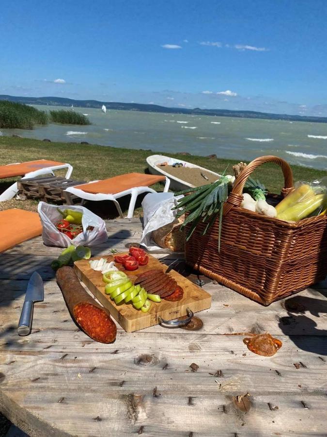 Beach Resident Balatonszárszó 外观 照片