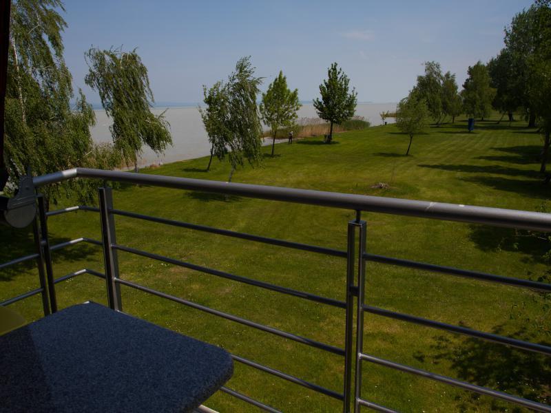 Balatonszárszó Beach Resident酒店 外观 照片