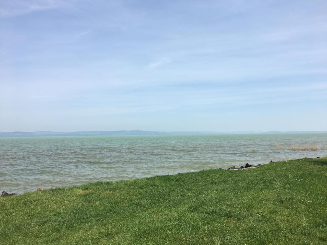 Beach Resident Balatonszárszó 外观 照片